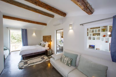 Luxury Villa Photo #19