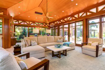 Luxury Villa Photo #9