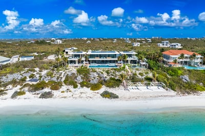 Luxury Villa Photo #38