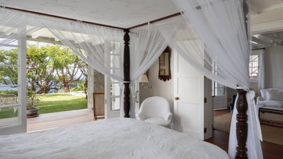 Luxury Villa Photo #42