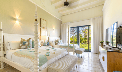 Luxury Villa Photo #19