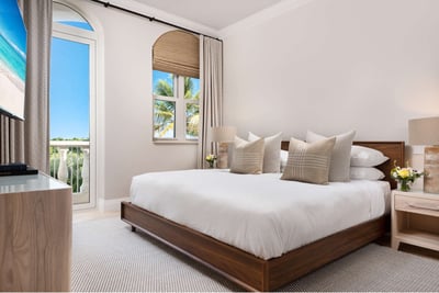 Luxury Villa Photo #5