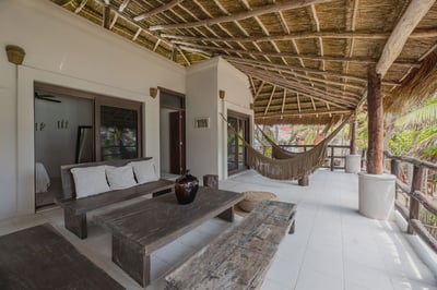 Luxury Villa Photo #2
