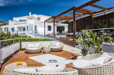 Luxury Villa Photo #7