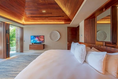 Luxury Villa Photo #61