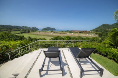 Luxury Villa Photo #16