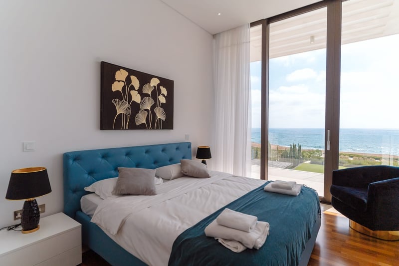 Six Bedroom Seafront Villas