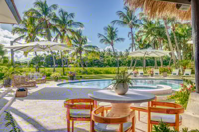 Luxury Villa Photo #17