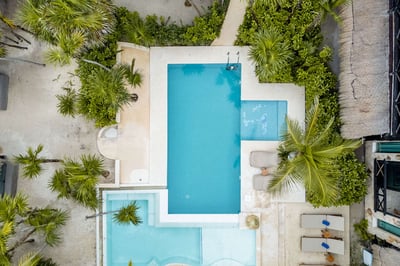 Luxury Villa Photo #6