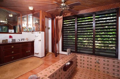 Luxury Villa Photo #19