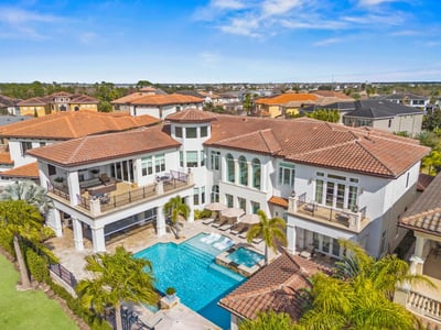 Luxury Villa Photo #2