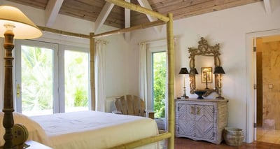 Luxury Villa Photo #13
