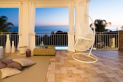 Luxury Villa Photo #20