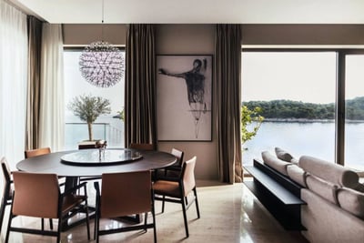 Luxury Villa Photo #9