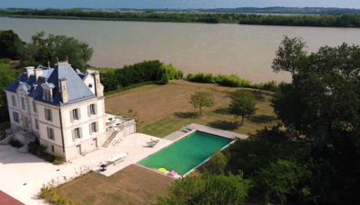 Luxury Villa Photo #3
