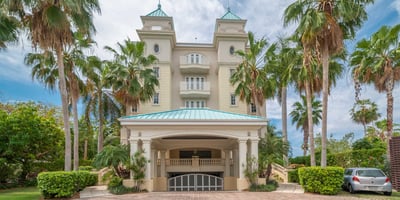 Luxury Villa Photo #28