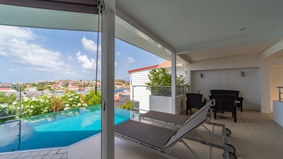 Luxury Villa Photo #8