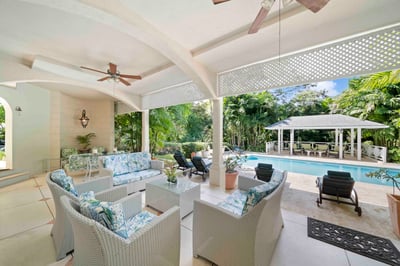 Luxury Villa Photo #9