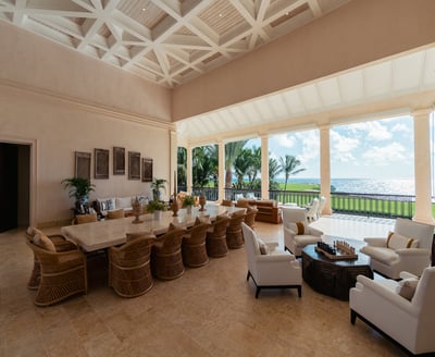 Luxury Villa Photo #24