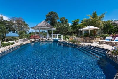Luxury Villa Photo #3