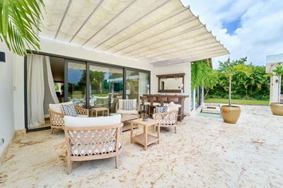 Luxury Villa Photo #5