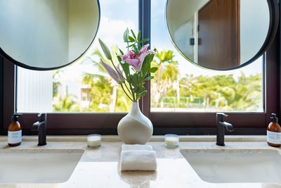 Luxury Villa Photo #26