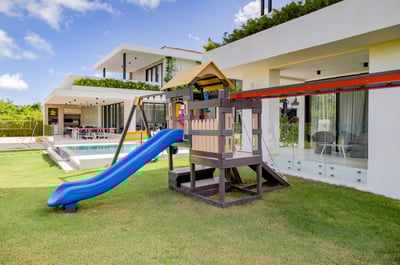 Luxury Villa Photo #23