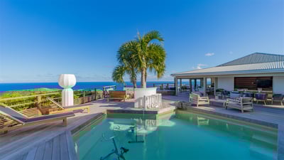 Luxury Villa Photo #4