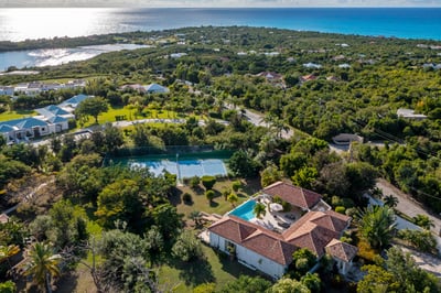 Luxury Villa Photo #29