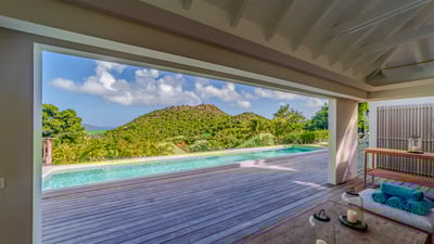 Luxury Villa Photo #14