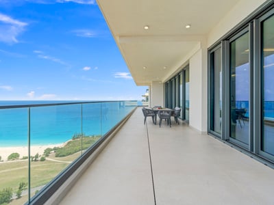 Luxury Villa Photo #17