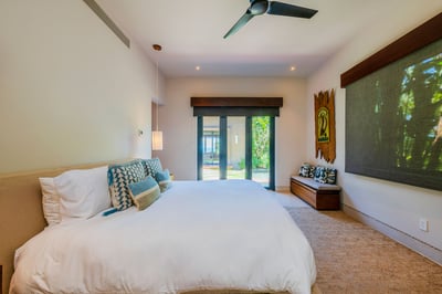 Luxury Villa Photo #67