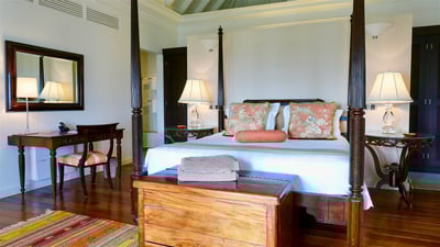 Luxury Villa Photo #43