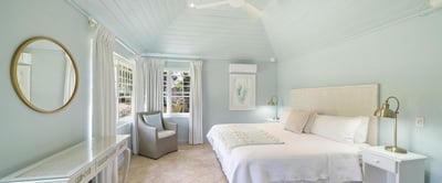 Luxury Villa Photo #27