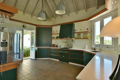 Luxury Villa Photo #23