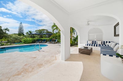 Luxury Villa Photo #4