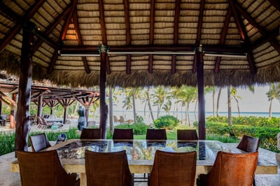 Luxury Villa Photo #18