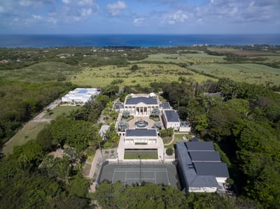 Luxury Villa Photo #2