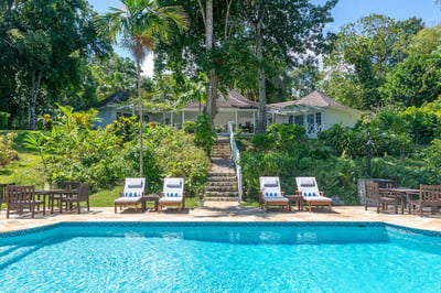 Luxury Villa Photo #2
