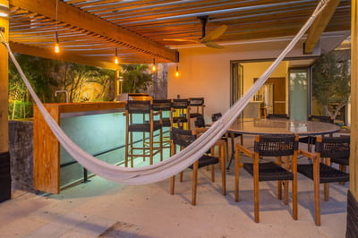 Luxury Villa Photo #9