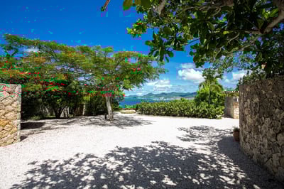 Luxury Villa Photo #44