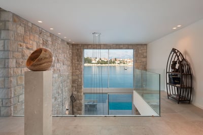 Luxury Villa Photo #48