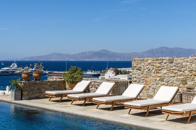Luxury Villa Photo #3