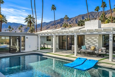 Luxury Villa Photo #17