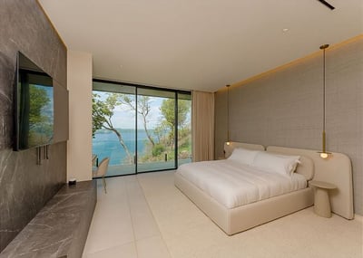 Luxury Villa Photo #28