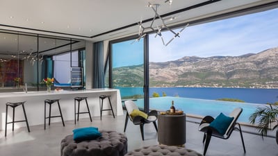 Luxury Villa Photo #52