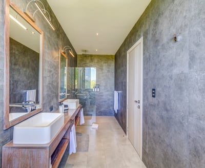 Luxury Villa Photo #60