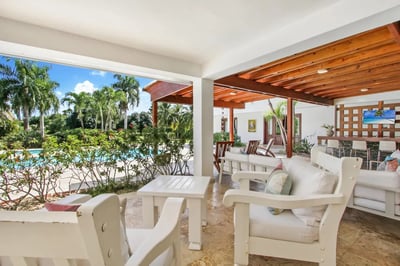 Luxury Villa Photo #9