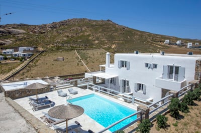 Luxury Villa Photo #4