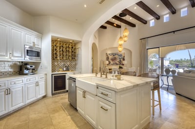 Luxury Villa Photo #18